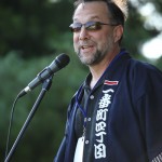 Bob Jones, MC